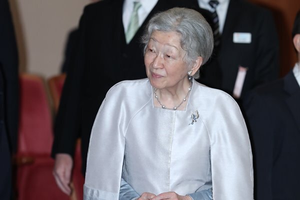 美智子さま“最後の葉山ご静養”で案じる「眞子さまの未来」