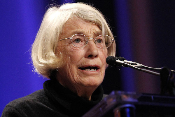 ピューリッツァー賞受賞の詩人メアリー・オリヴァーさんが死去