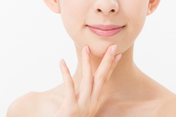 マイナス5歳を実現する「顔のたるみ」決別マッサージ