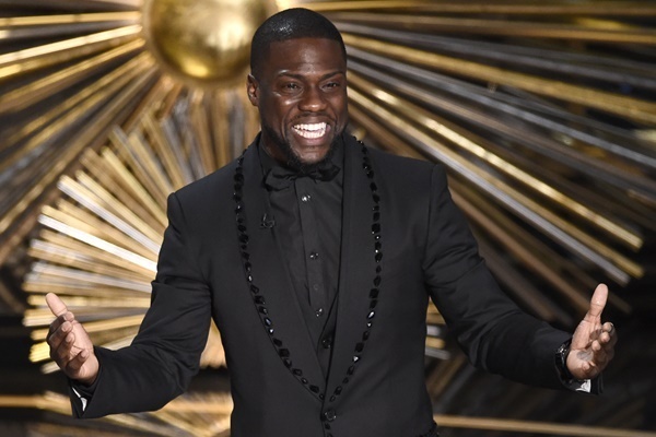 アカデミー賞授賞式、30年ぶりに“司会者なし”で開催へ