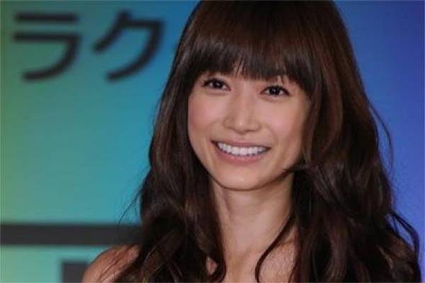 ヨンア　16年ぶり韓国での番組出演を辞退、Instagramで報告