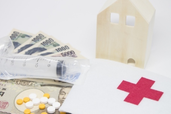 公的制度で十分かも…「その医療保険、がん保険は本当にいる？」