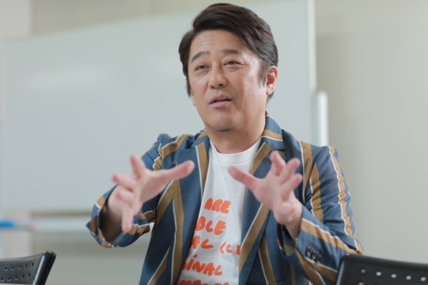 坂上忍語る、私財で犬猫の保護施設作る理由は“若い頃の失敗”