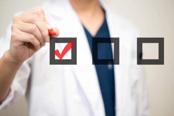 もしかしてうちの親も？認知症“早期発見”チェックリスト