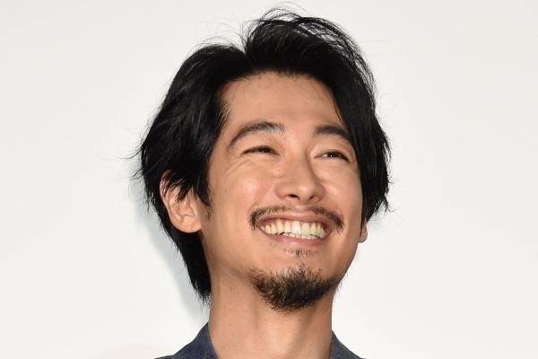 山田涼介 ディーンに弟子入り！師匠と仰ぎ楽屋で即興ライブも