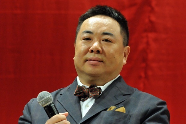 ドランク塚地救った佐野史郎の言葉「役者気取りと言われ…」