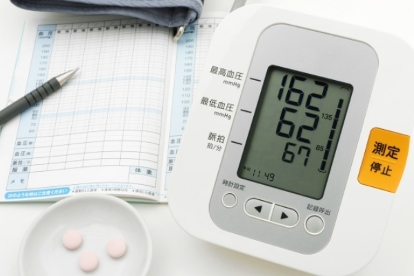 目標値改訂で話題、血圧「130／80」の人がすべき生活改善
