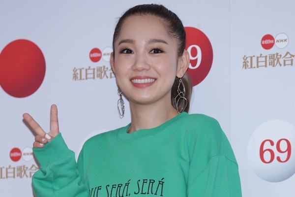 西野カナ結婚決めたお相手 元マネージャーで父は大手元役員