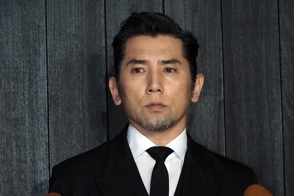 本木雅弘支える也哉子の悲痛 両親他界で喪失うつなるケースも