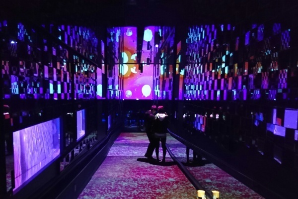 すみだ水族館で見られる「桜とクラゲ」美しすぎるハーモニー