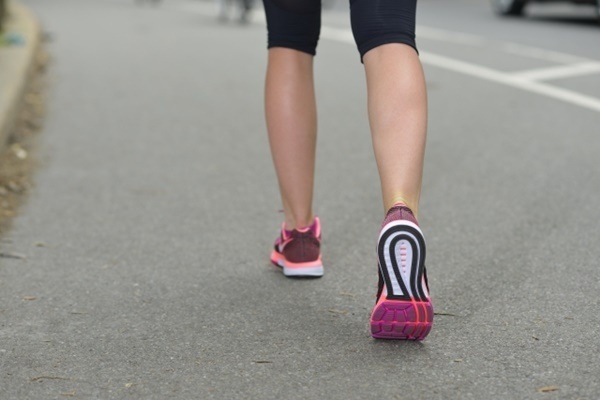 ひざを強くするための生活習慣、カギは「鶏肉＆肥満防止」