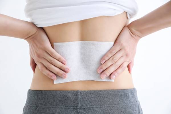 足を組む人はお尻の筋肉が落ちている!?現代人の腰痛メカニズム