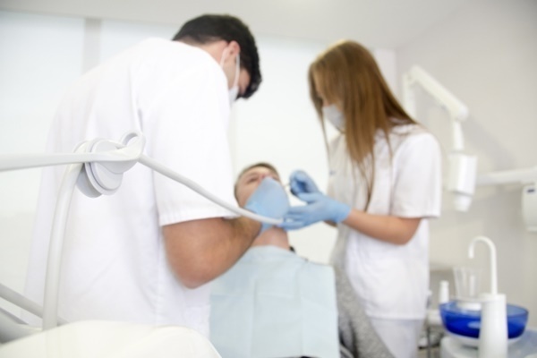 「がんと口内炎は見分けにくい」は本当？悪徳歯科医に注意