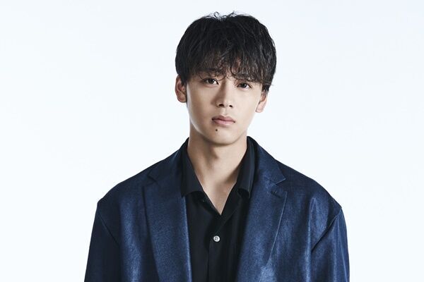 竹内涼真『ひよっこ』から2年、いま感じる変化は(2019年4月27日)｜ウーマンエキサイト(1/2)