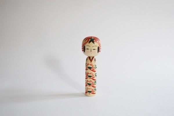 漫画家・柴田亜美の意外な私生活「こけしを枕に廊下で就寝」