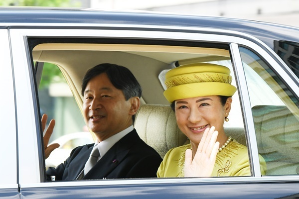 雅子さま「陛下の震え」止めた！ご成婚26年が生んだ夫婦の絆