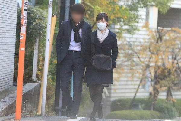 有働由美子　イケメンと手繋ぎお泊り愛【平成ベストスクープ】