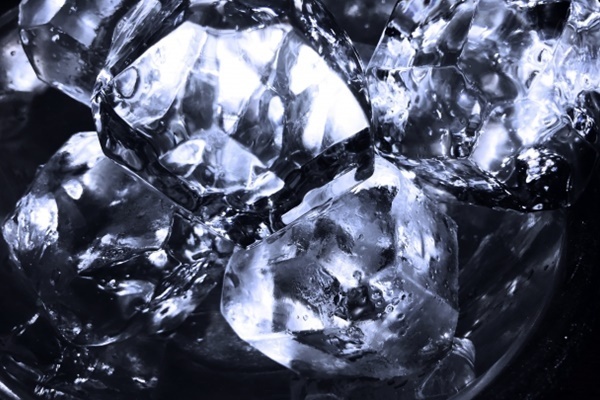 Snow Man 初CMキャラ就任にファン歓喜！Twitterトレンド入りも