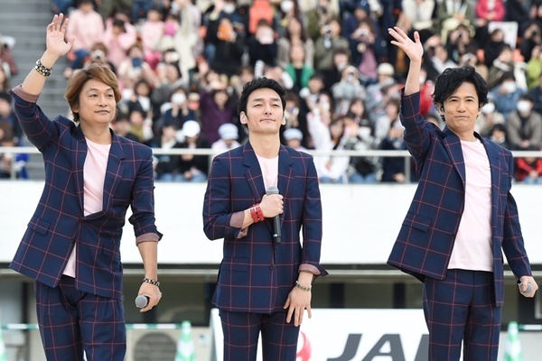 稲垣、草なぎ、香取また話題騒然！新曲配信でMV300万回再生