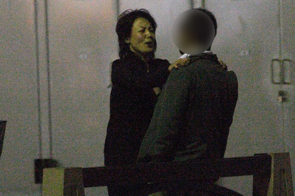 杉田かおる　深夜の熱烈キス不倫現場【平成ベストスクープ】