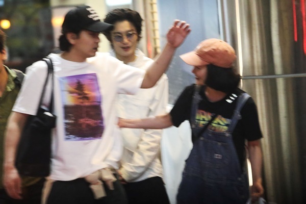 黒木華 深夜のカラオケ熱唱！岡田将生や青柳翔もすっかり虜に