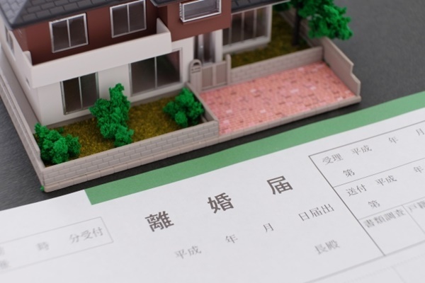 「介護離婚」は妻にとって甘くない…準備すべきお金を知ろう