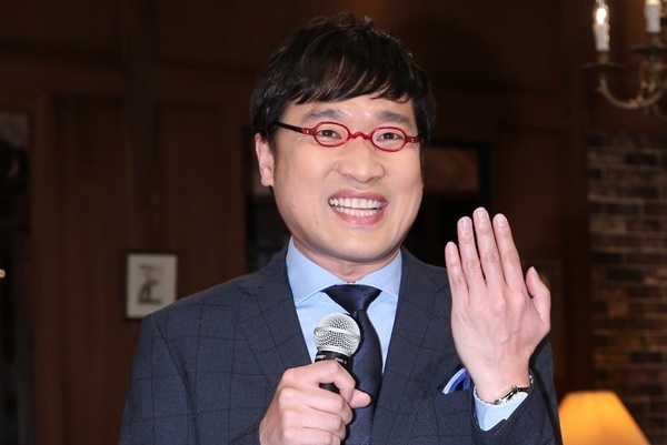 山里亮太のモテなかった半生 嫉妬でボールに彫刻刀刺した事も