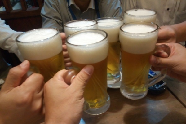 カラテカ入江が闇営業仲介で契約解除　広すぎる人脈が裏目に