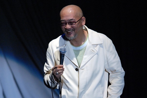 松山千春に心配の声「急性喉頭炎」悪化でコンサート中止に