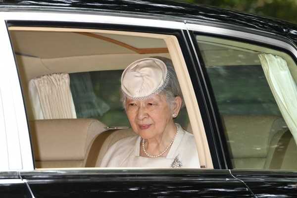 美智子さま「5月までもつかしら…」改元直前、知人に吐露