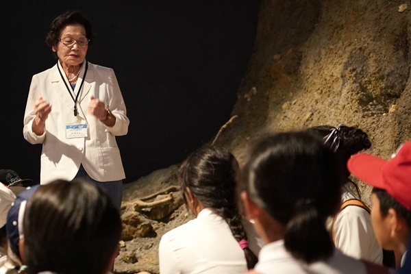 元ひめゆり学徒・島袋淑子さん「“戦争は絶対ダメ”と言えるように」