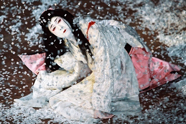 お手ごろ価格で伝統芸能を！スクリーンで観る「歌舞伎」の世界