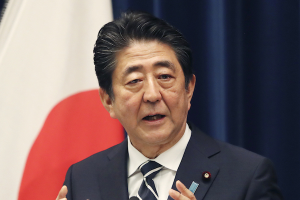 安倍首相 慰霊式でヤジ…翁長前知事の妻語っていた沖縄の闘い