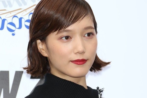 本田翼の美声が話題「ばっさーの歌は無敵」「声優向いてる」