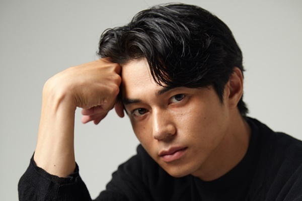 東出昌大明かす“悩み”「『豊饒の海』でやっと役者になれたと…」