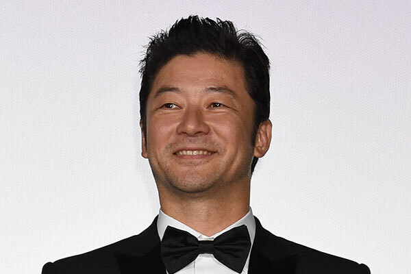 著名人の投票呼びかけ投稿が話題 米では支持党明かすことも