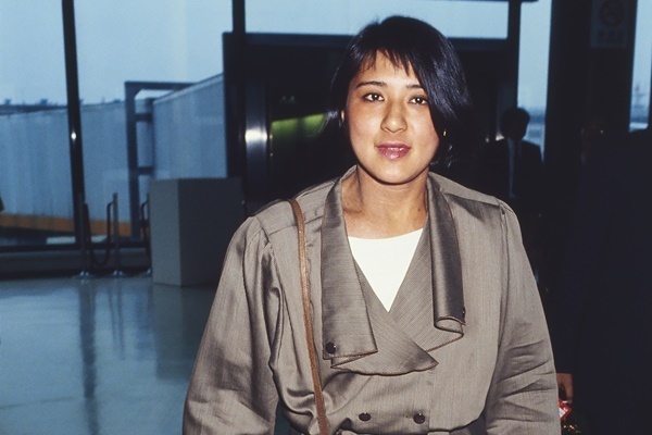 雅子さまとまさかの面会も…天皇陛下のお妃候補たちはいま