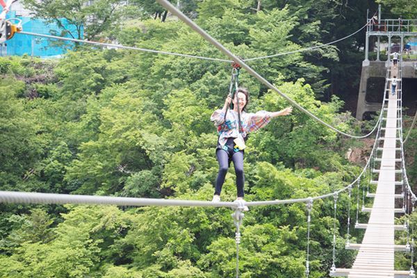 荒川渓谷でドキドキ体験！高さ57mを時速30キロで滑走