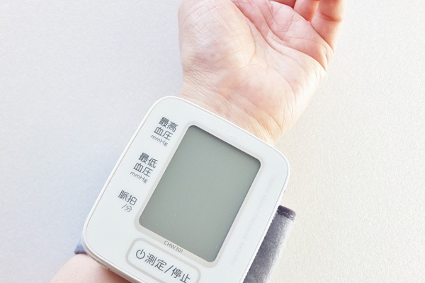 専門医警告「70以上は要注意！脈拍の速さは突然死のサイン」