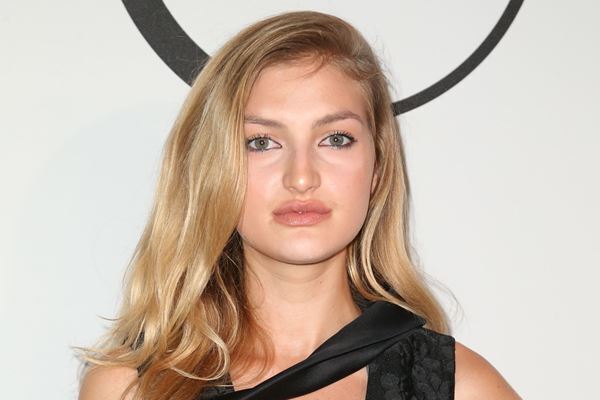 中国人大富豪の屋敷で重傷…スーパーモデルが損害賠償請求へ