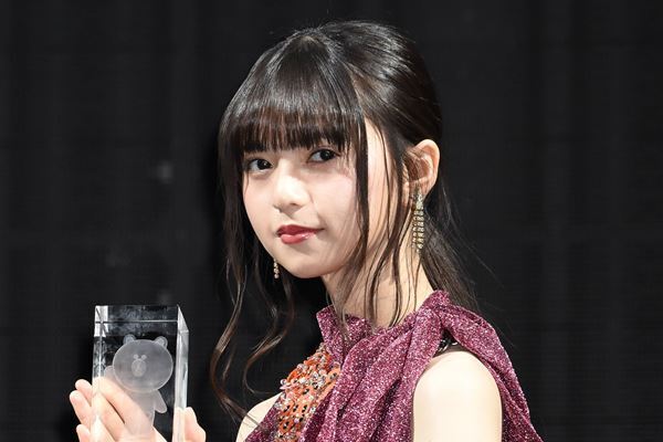 乃木坂46が読書好きに急接近！齋藤飛鳥は“積ん読”宣言