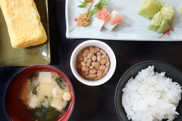 多くの栄養素含む大豆の摂取ルール、食事の一口目に