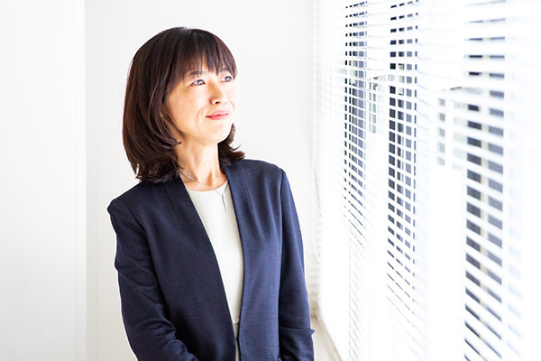 太宰牧子さん「乳がん確率7割。遺伝性と診断された私の選択」