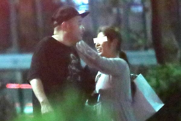 内山信二　婚約者と初2ショット！「イタ飯デート」で爆食の夜