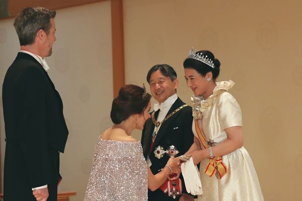 雅子さまを笑顔にした王族女性たち“民間出身”共通の苦難