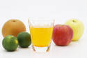 「果物ジュースは死亡リスクあげる」は本当か、医師が危険性指摘