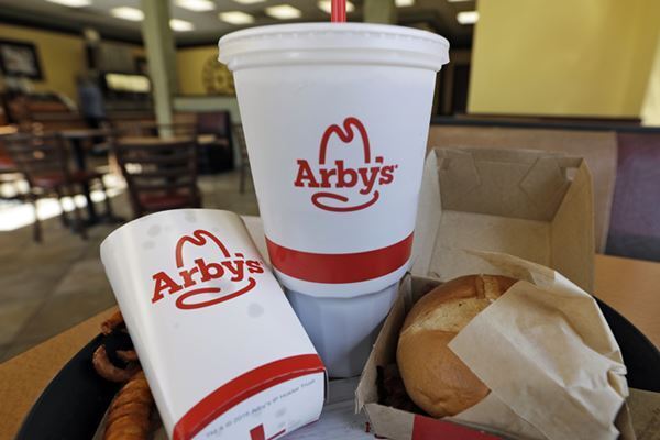 「お行儀の良い子以外お断り」張り紙した飲食店が謝罪