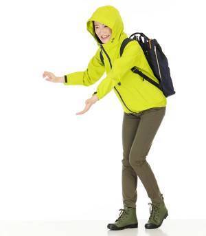 子供のお迎えに「ワークマン」服、20cmに収まるジャケット