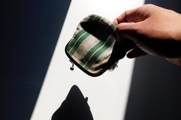 “散財習慣”改めるにはお金に「前向き」なイメージ持とう