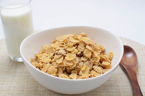 ミルクボーイのM-1優勝に余波続々 ケロッグや和菓子店も反応